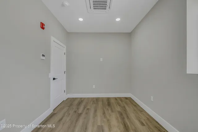 $1,095 | 215 Hickory Street, Unit 11, Scranton, PA 18505