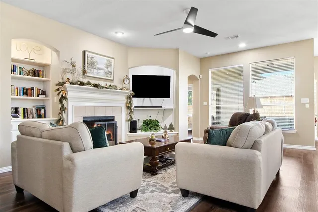 $3,295 | 750 Bradford Street, Lantana, TX 76226