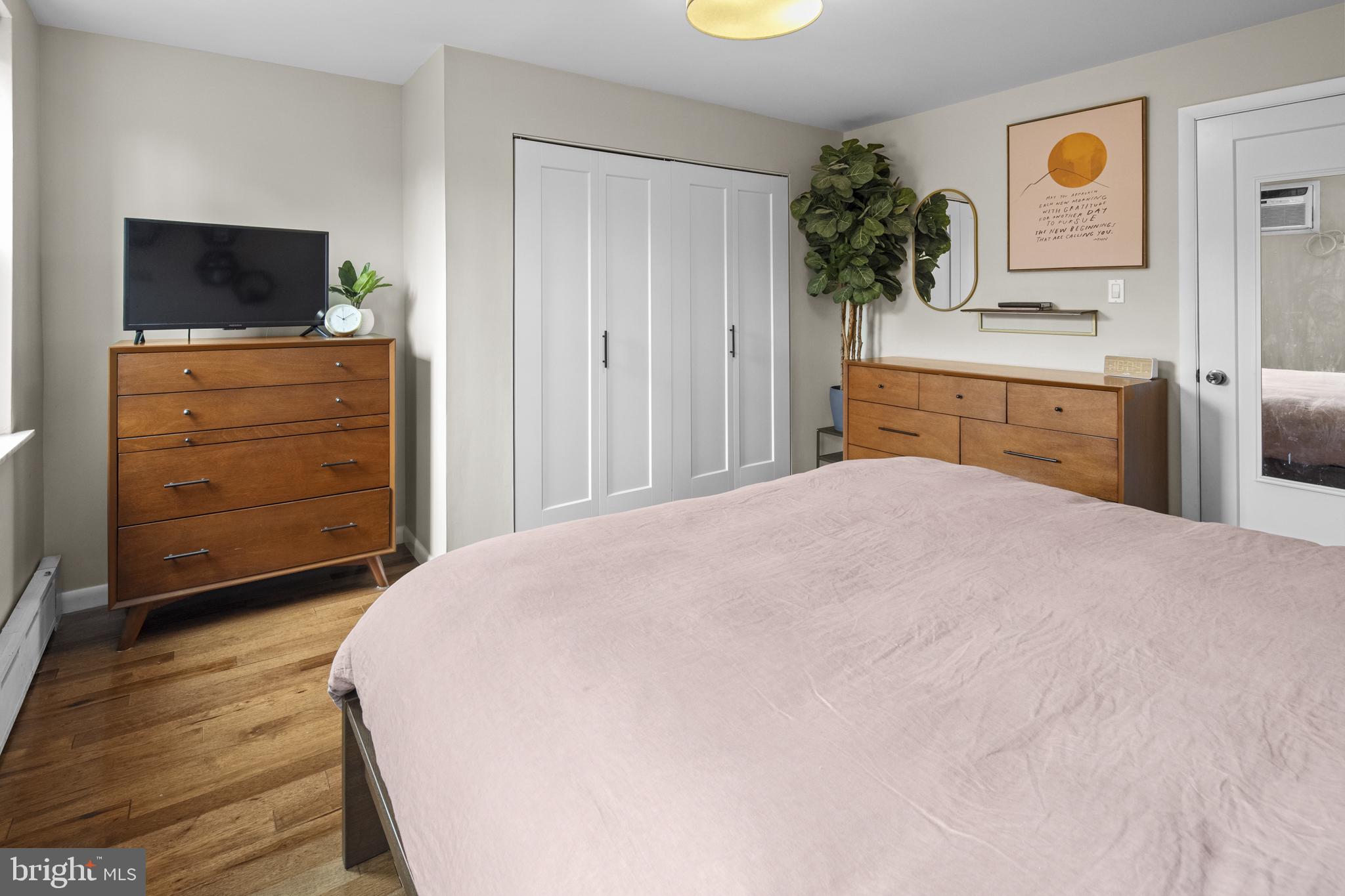 809 Moore Street Philadelphia, PA 19148 - Photo 21 of 21 Primary Bedroom
