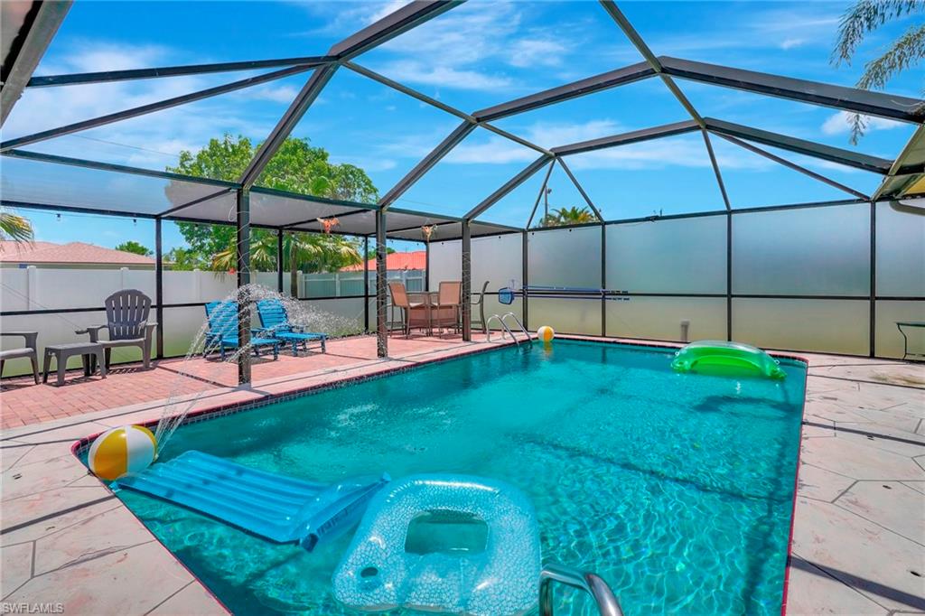 2216 Southeast 8th Ter  