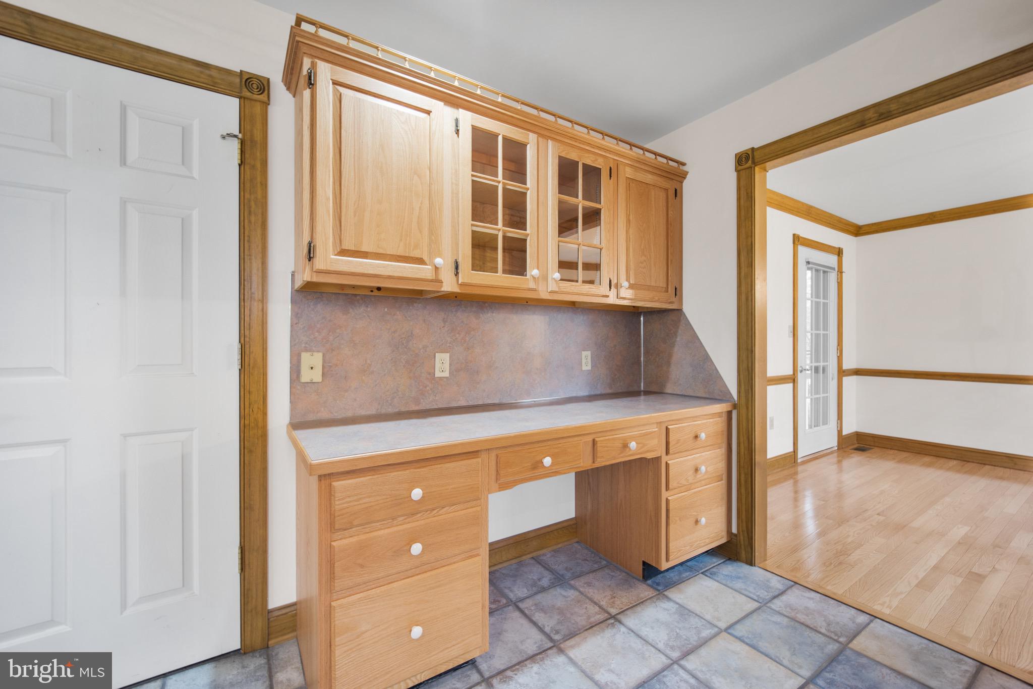 735 Creamery Road Quakertown, PA 18951 - Photo 11 of 46 Kitchen Desk Space