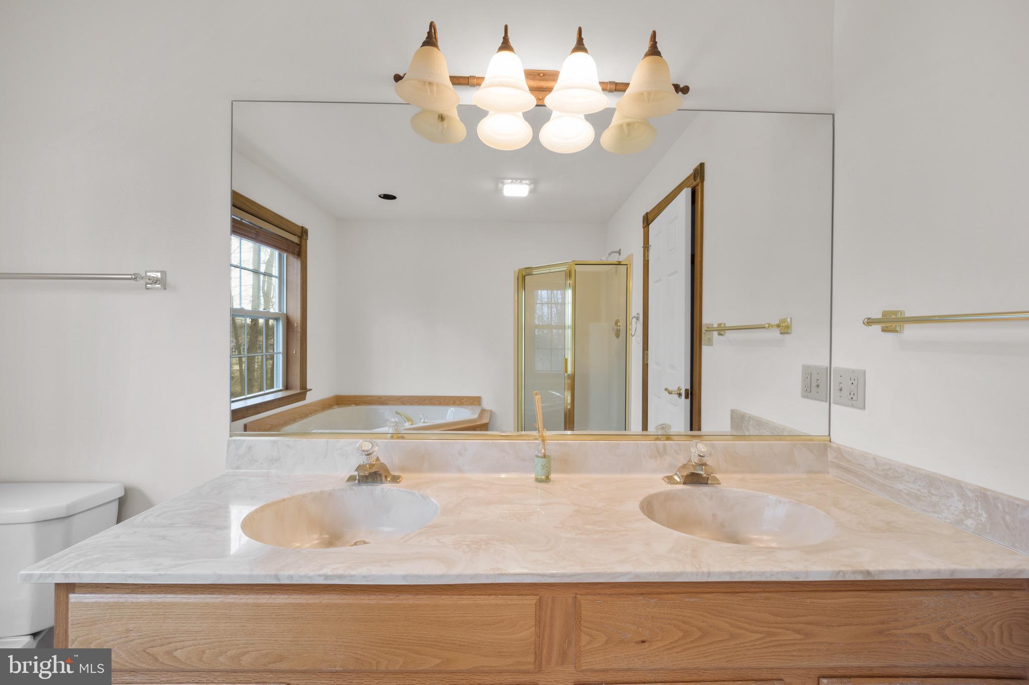 735 Creamery Road Quakertown, PA 18951 - Photo 28 of 46 Main Bedroom Bath