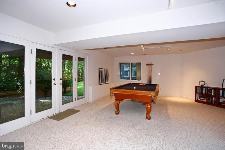 11584 Greenwich Point Road Reston, VA 20194 - Photo 14 of 23 a room with pool table and windows