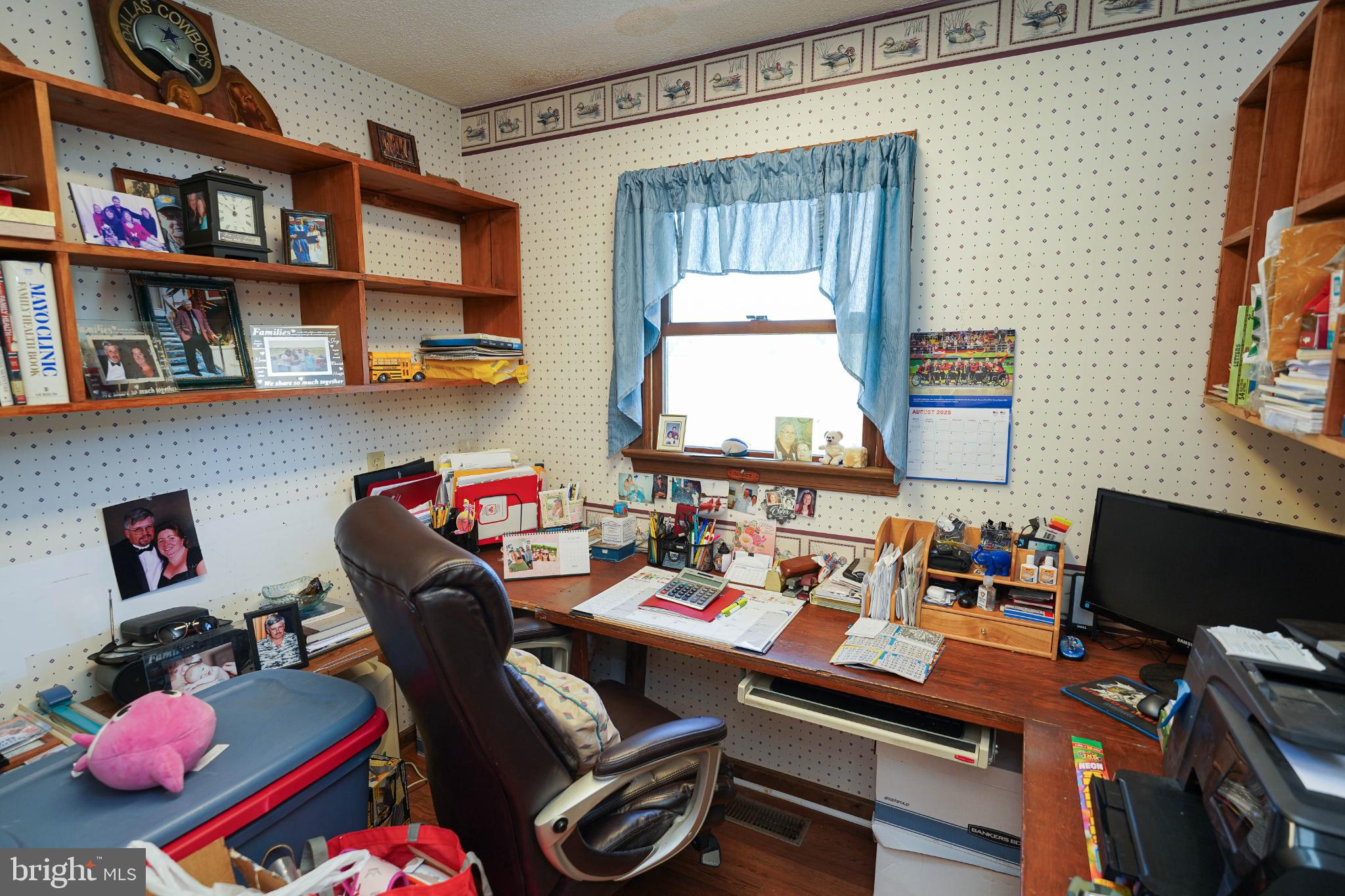 27949 Phoenix Church Road Marion Station, MD 21838 - Photo 30 of 82 Cozy home office with charming decor.