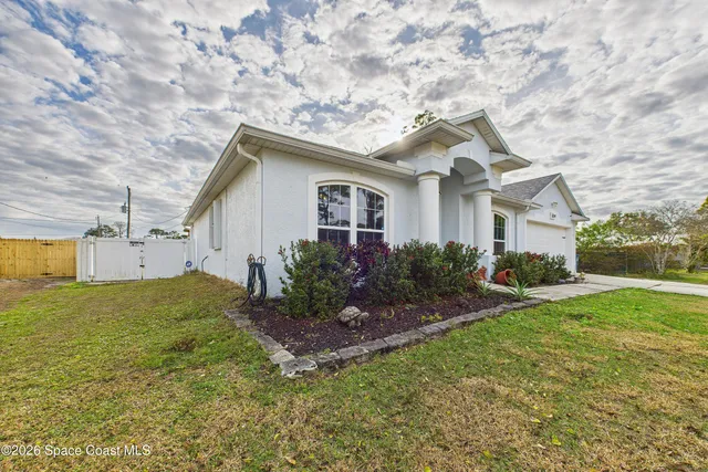 $362,000 | 324 Brookedge Street Northeast, Palm Bay, FL 32907