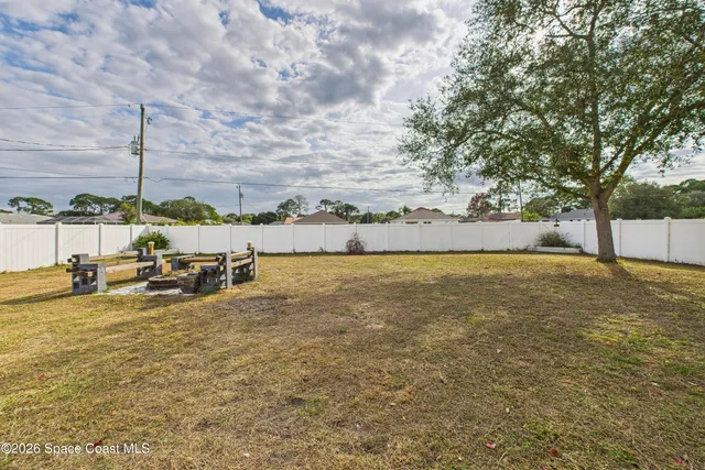 $362,000 | 324 Brookedge Street Northeast, Palm Bay, FL 32907