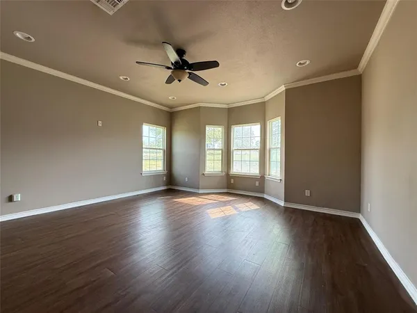 $349,250 | 1556 County Road 4764, Boyd, TX 76023