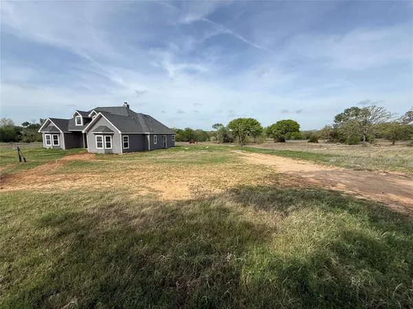 $349,250 | 1556 County Road 4764, Boyd, TX 76023