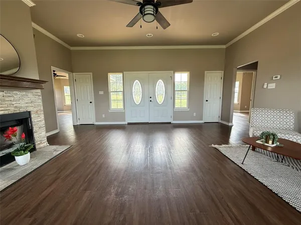 $349,250 | 1556 County Road 4764, Boyd, TX 76023