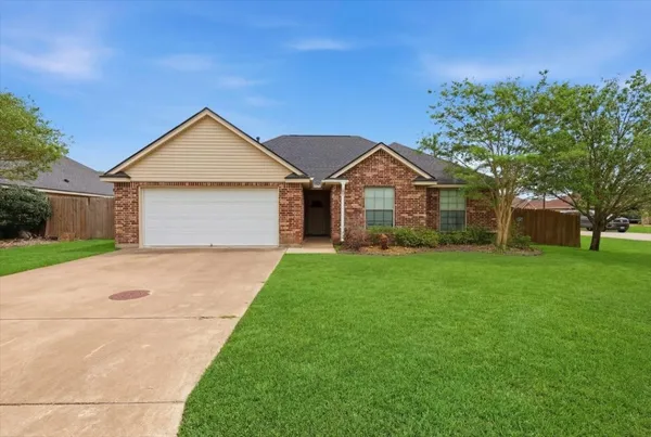 $254,900 | 5585 Westchase Loop, Lumberton, TX 77657