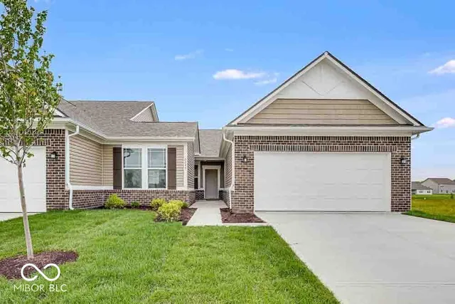 $299,999 | 2249 Aviary Lane, Danville, IN 46122