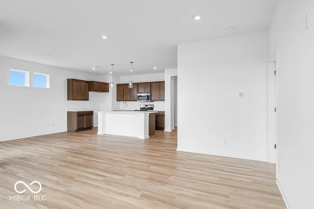 $299,999 | 2249 Aviary Lane, Danville, IN 46122