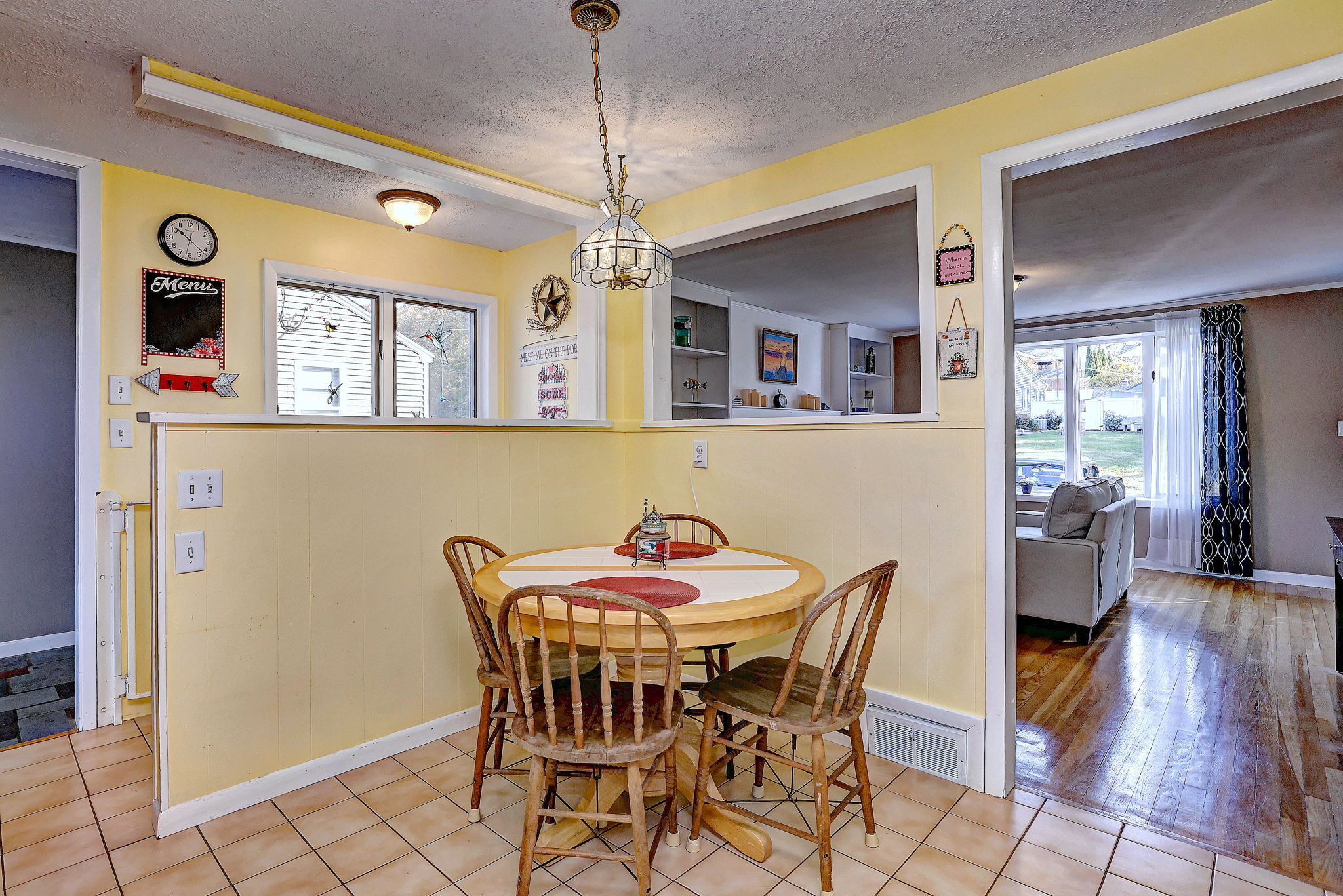 79 Cooper Road West Haven, CT 06516 - Photo 18 of 40