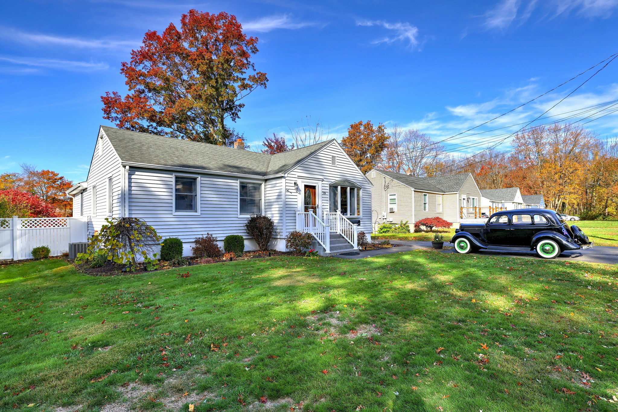 79 Cooper Road West Haven, CT 06516 - Photo 2 of 40