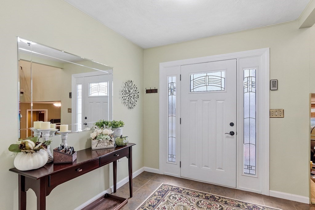 34 Magna Road Methuen, MA 01844 - Photo 4 of 39 Gallery Image 4