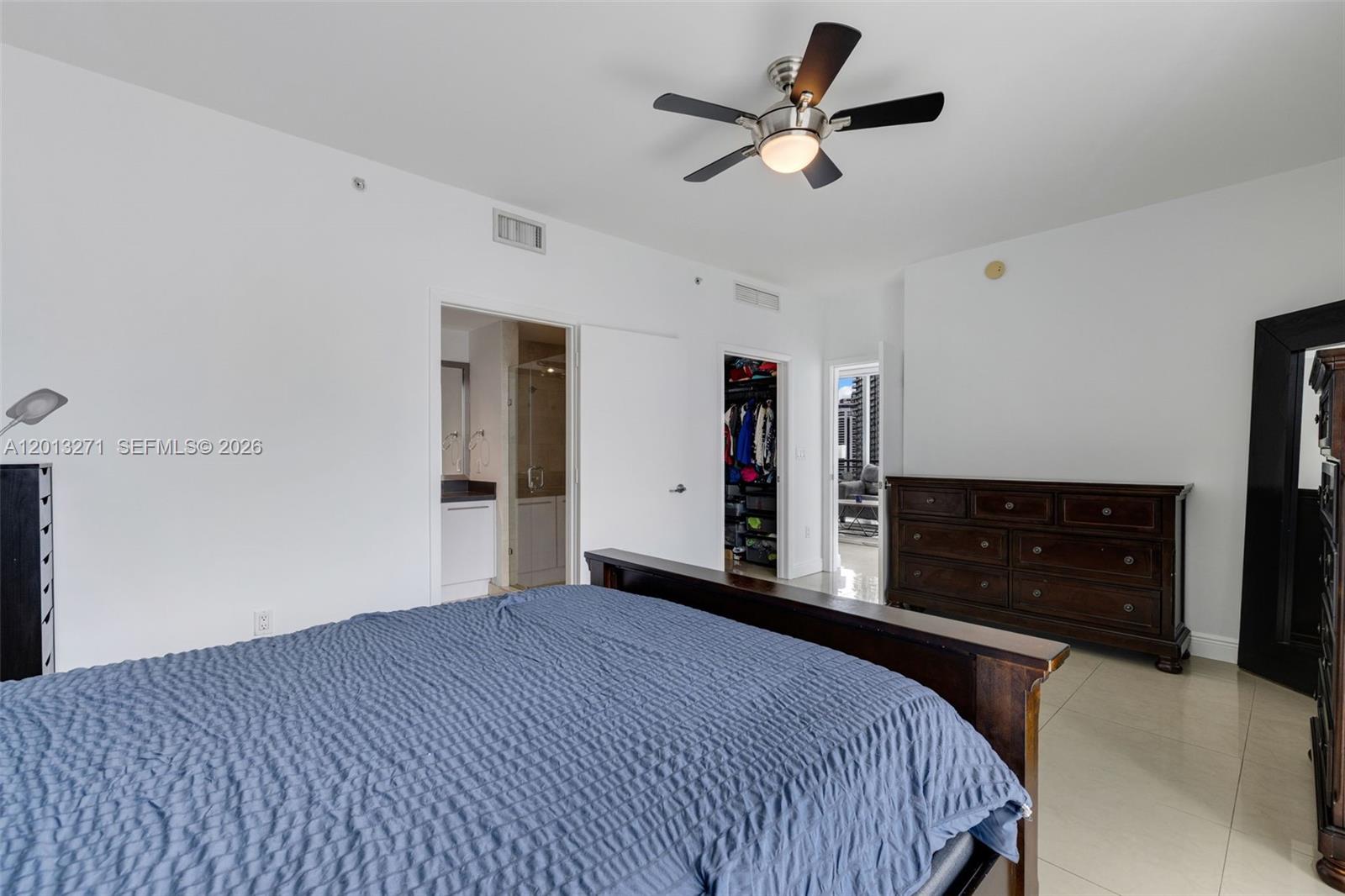 90 Southwest 3rd Street, Unit 2504 Miami, FL 33130 - Photo 14 of 69