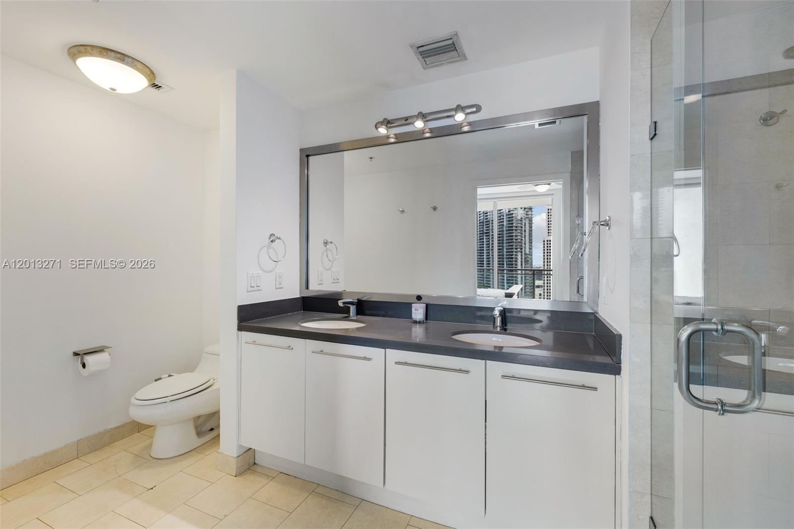 90 Southwest 3rd Street, Unit 2504 Miami, FL 33130 - Photo 16 of 69