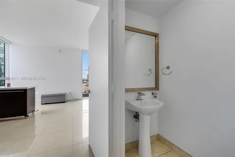 $625,000 | 90 Southwest 3rd Street, Unit 2504, Miami, FL 33130