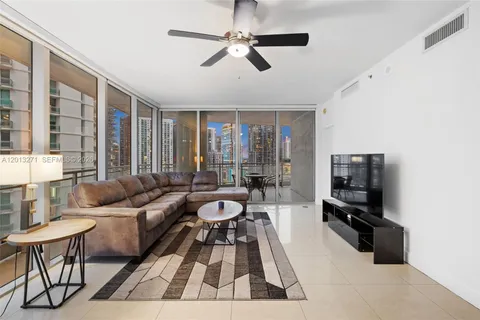 $625,000 | 90 Southwest 3rd Street, Unit 2504, Miami, FL 33130