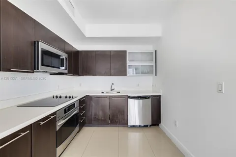 $625,000 | 90 Southwest 3rd Street, Unit 2504, Miami, FL 33130
