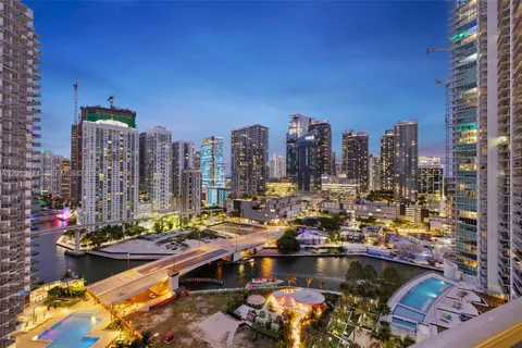 $625,000 | 90 Southwest 3rd Street, Unit 2504, Miami, FL 33130