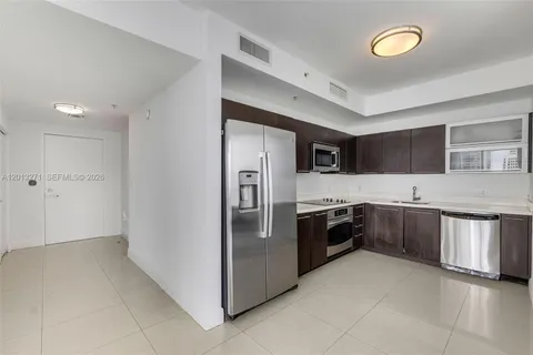 $625,000 | 90 Southwest 3rd Street, Unit 2504, Miami, FL 33130