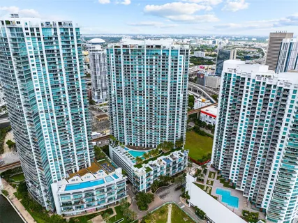 $625,000 | 90 Southwest 3rd Street, Unit 2504, Miami, FL 33130