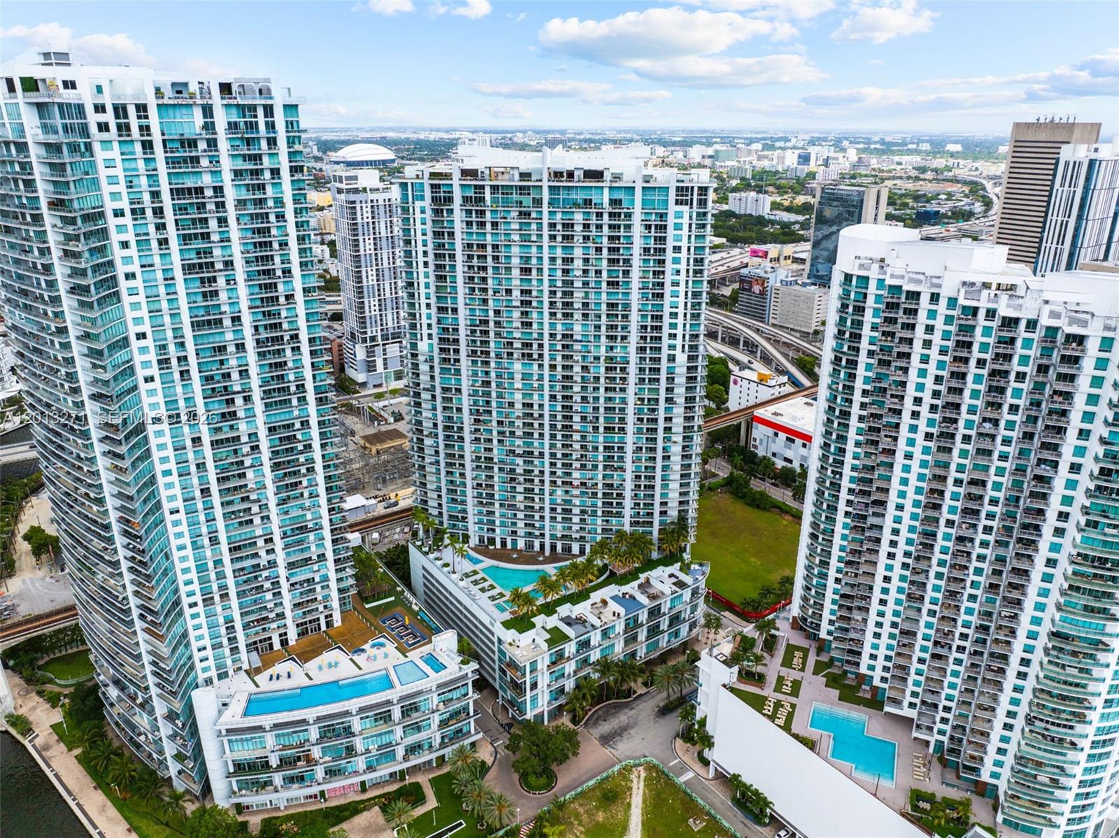 90 Southwest 3rd Street, Unit 2504 Miami, FL 33130 - Photo 63 of 69
