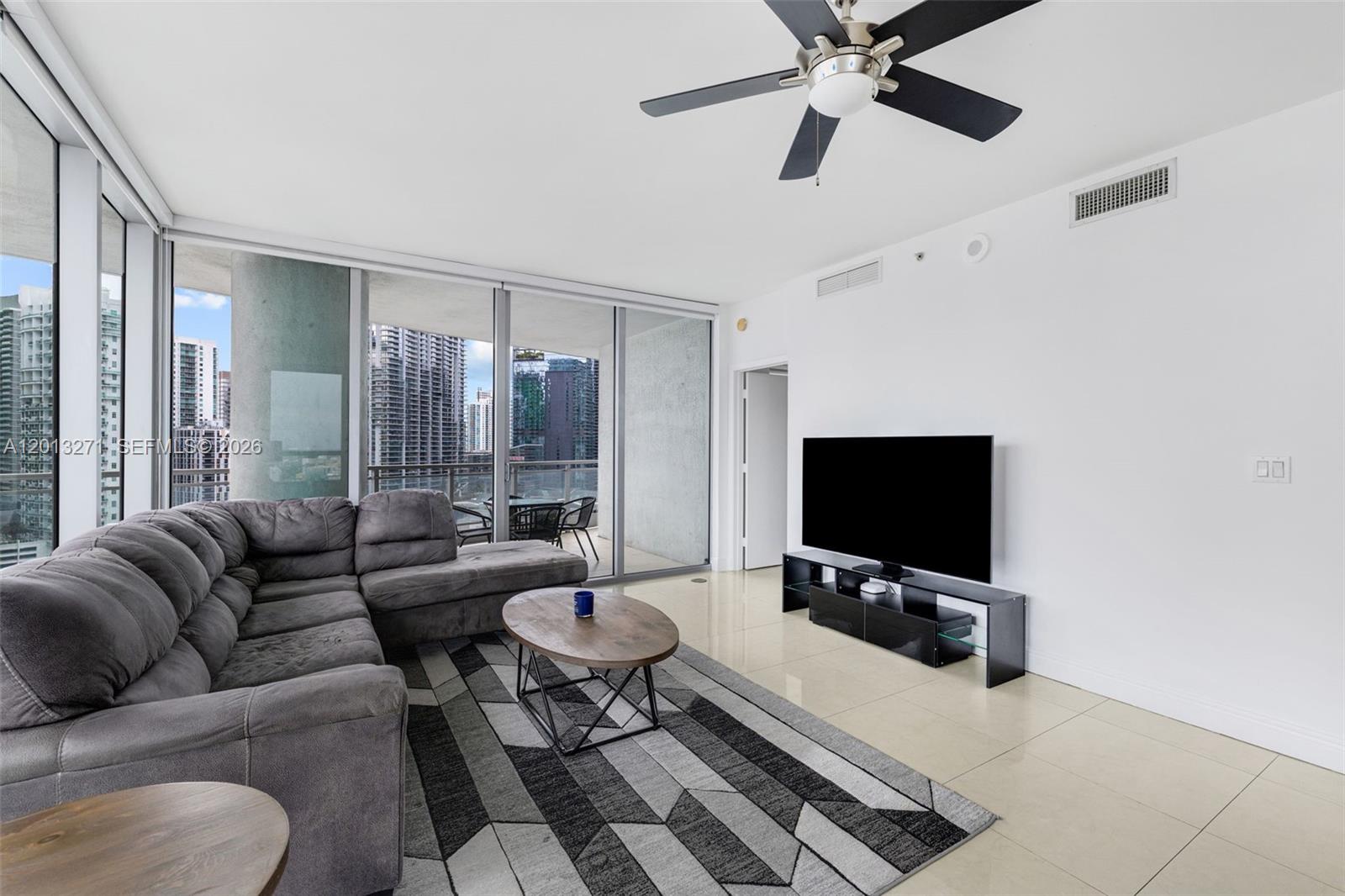 90 Southwest 3rd Street, Unit 2504 Miami, FL 33130 - Photo 10 of 69