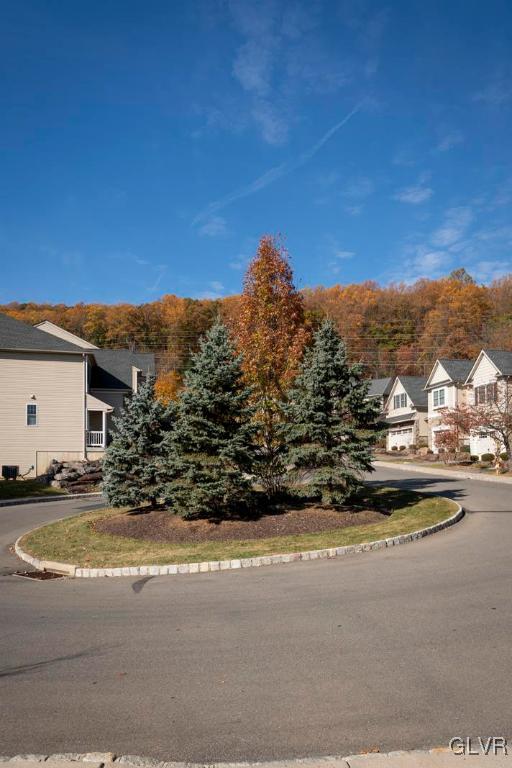 1650 Finches Garden Road Bethlehem, PA 18015 - Photo 4 of 34 Gallery Image 4