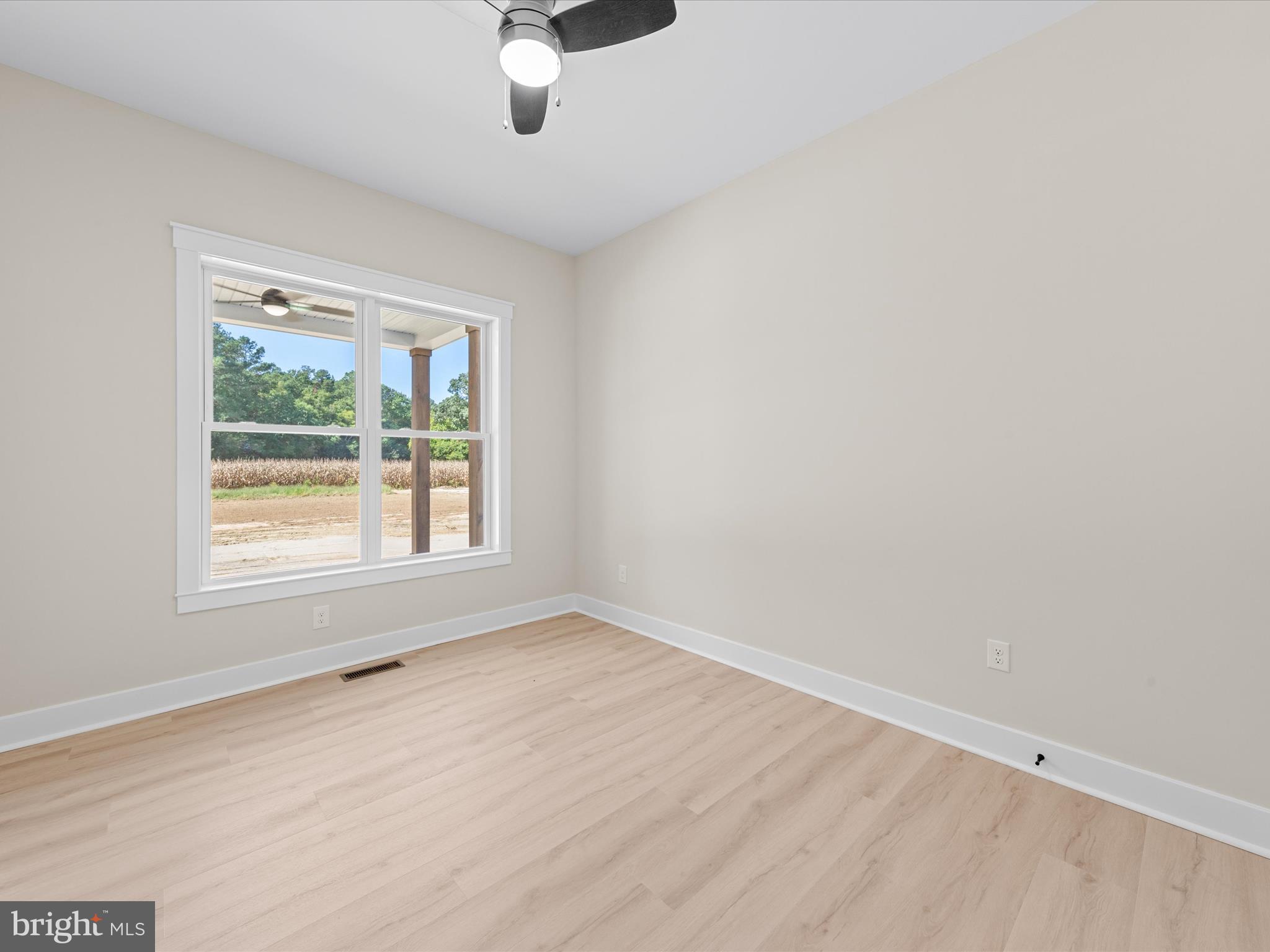 37000 Brittingham Road Delmar, DE 19940 - Photo 31 of 74 an empty room with a window