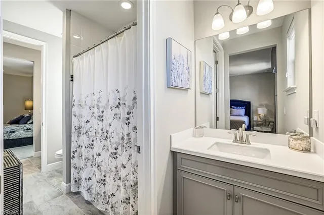 $875,000 | 3408 Pilot Circle, Naples, FL 34120