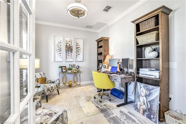 $875,000 | 3408 Pilot Circle, Naples, FL 34120