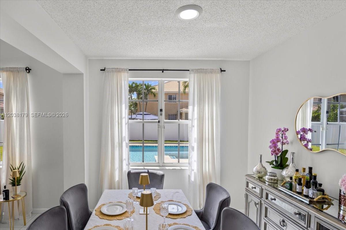 1099 Birchwood Road Weston, FL 33327 - Photo 14 of 59