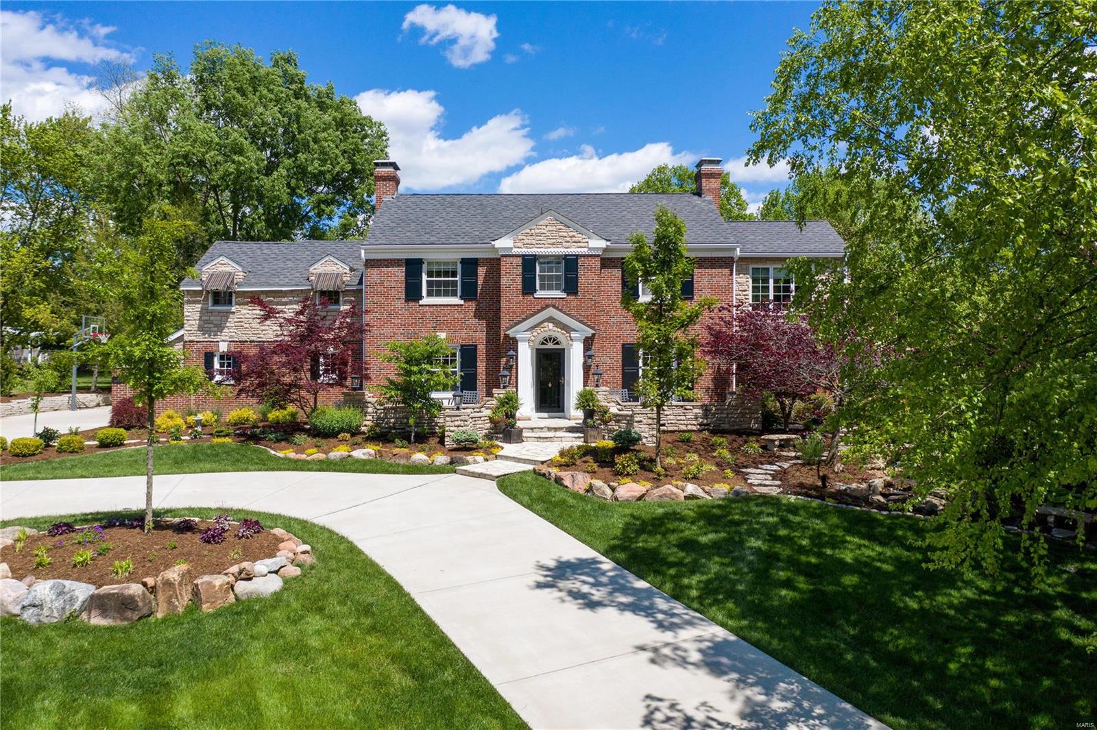 6 Ridgetop Drive St. Louis, MO 63117 - Photo 1 of 38 Gallery Image 1