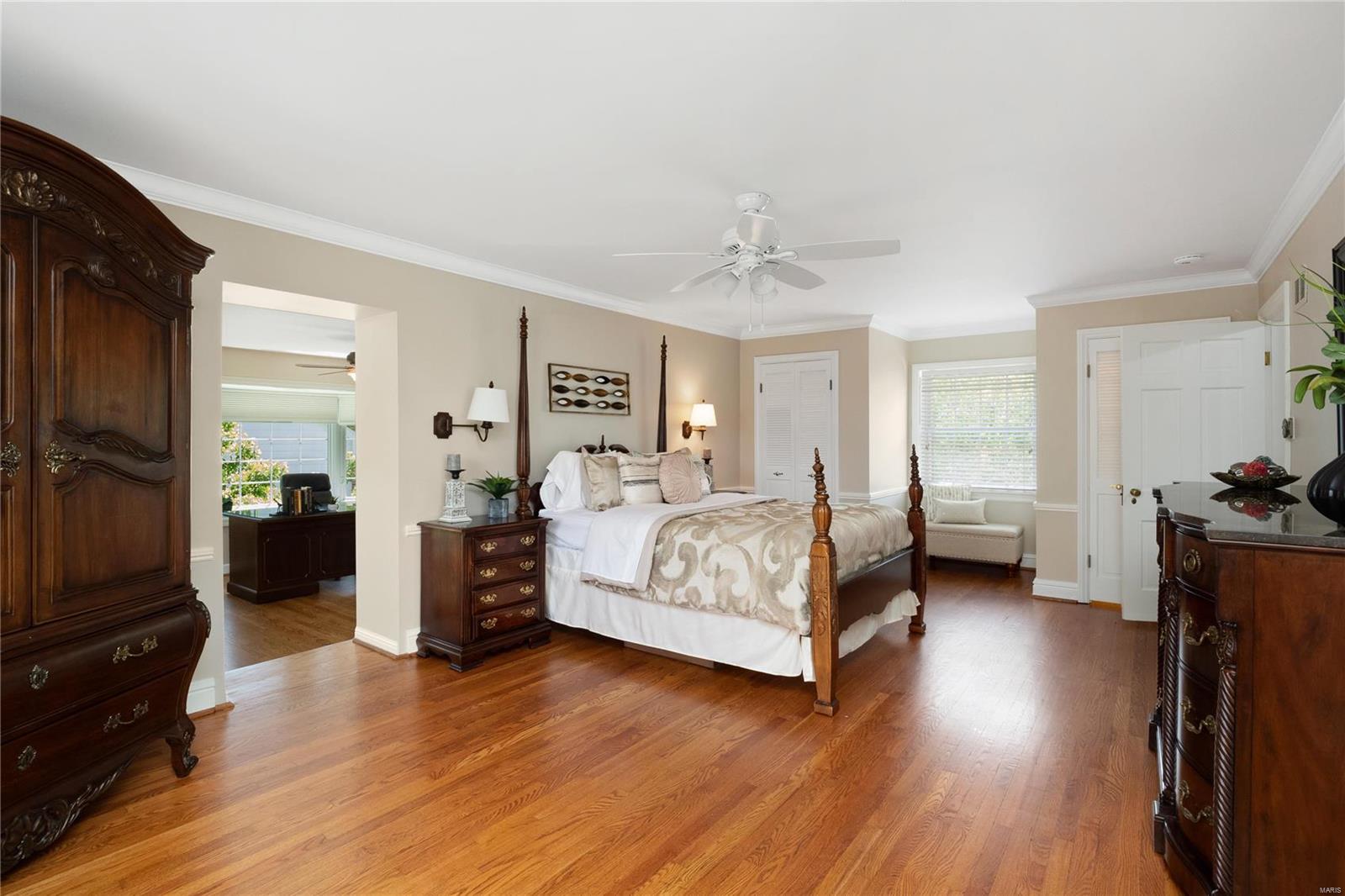 6 Ridgetop Drive St. Louis, MO 63117 - Photo 16 of 38 Gallery Image 16