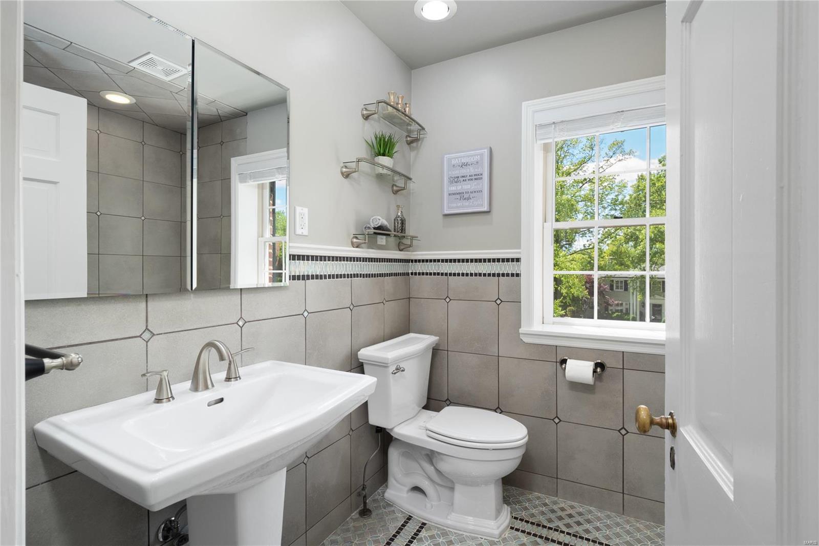 6 Ridgetop Drive St. Louis, MO 63117 - Photo 21 of 38 Gallery Image 21