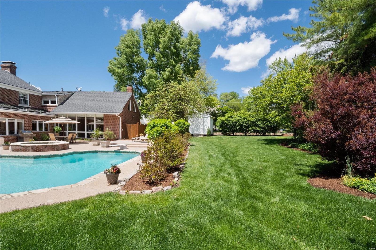 6 Ridgetop Drive St. Louis, MO 63117 - Photo 34 of 38 Gallery Image 34