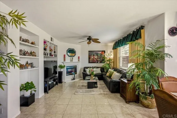 $943,000 | 1121 Midnight Way, Oceanside, CA 92057