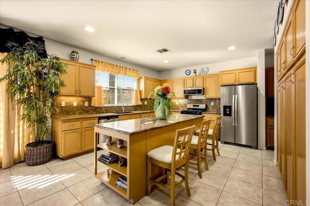 1121 Midnight Way Oceanside, CA 92057 - Photo 21 of 54