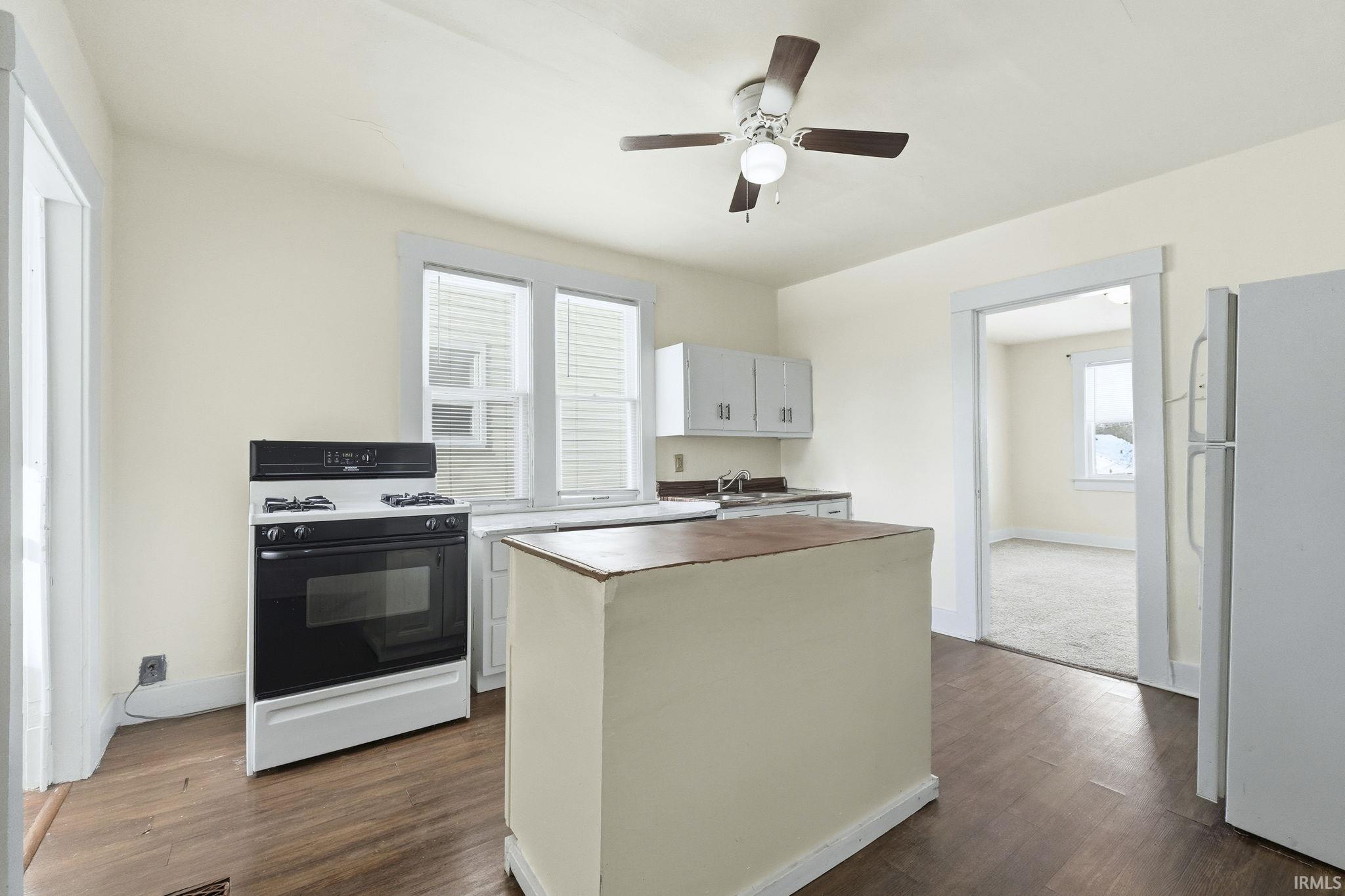 533 Irene Avenue Fort Wayne, IN 46808 - Photo 15 of 36