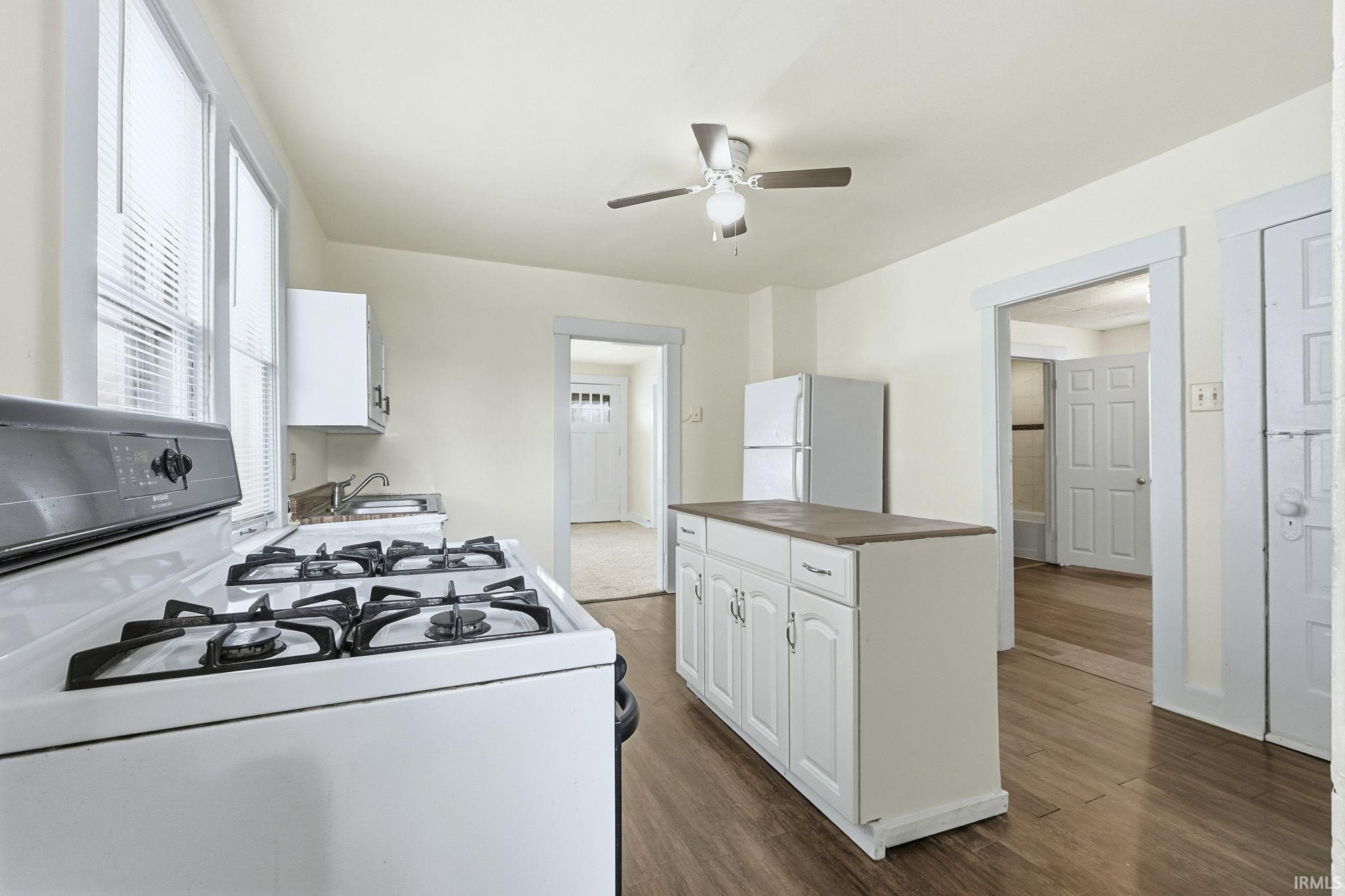 533 Irene Avenue Fort Wayne, IN 46808 - Photo 16 of 36