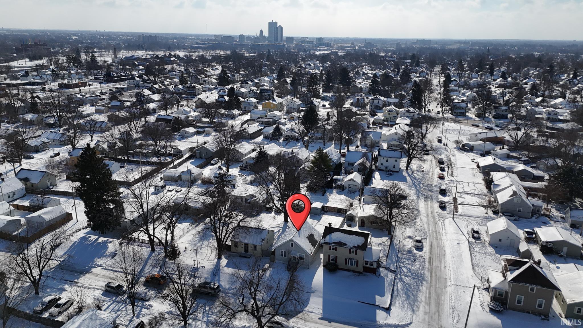 533 Irene Avenue Fort Wayne, IN 46808 - Photo 2 of 36