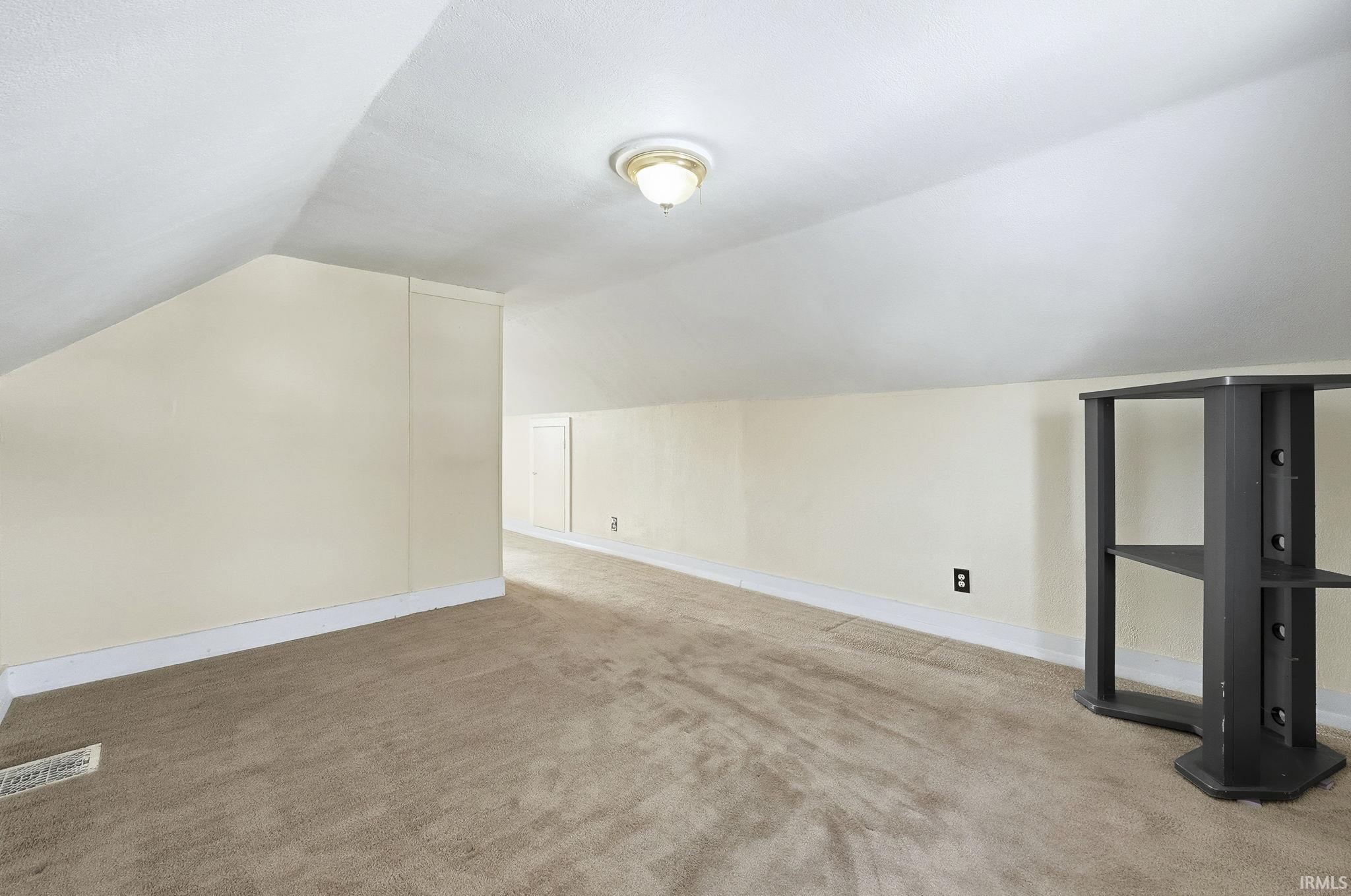 533 Irene Avenue Fort Wayne, IN 46808 - Photo 26 of 36