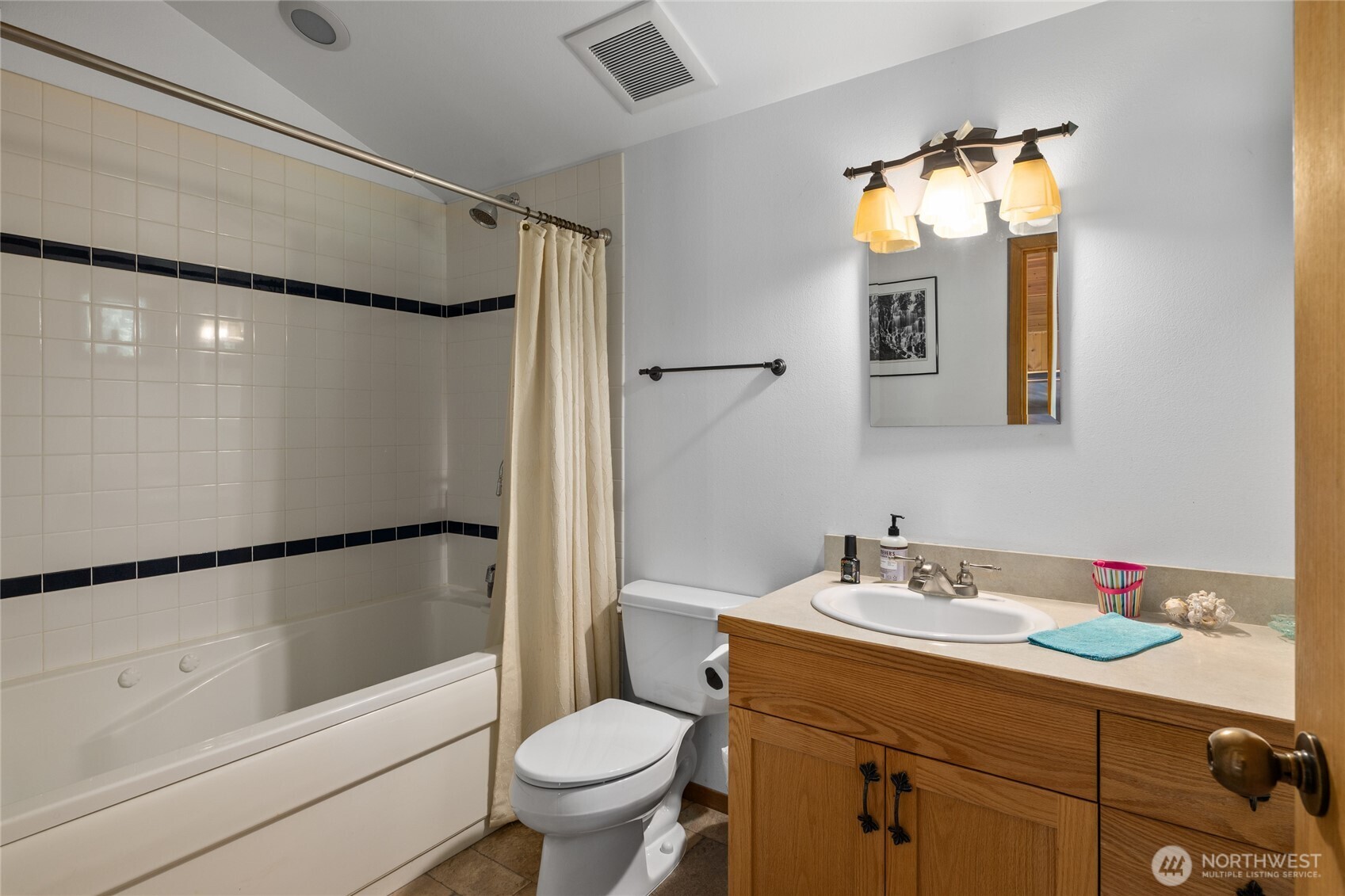 6166 Westside Road Cle Elum, WA 98922 - Photo 14 of 33