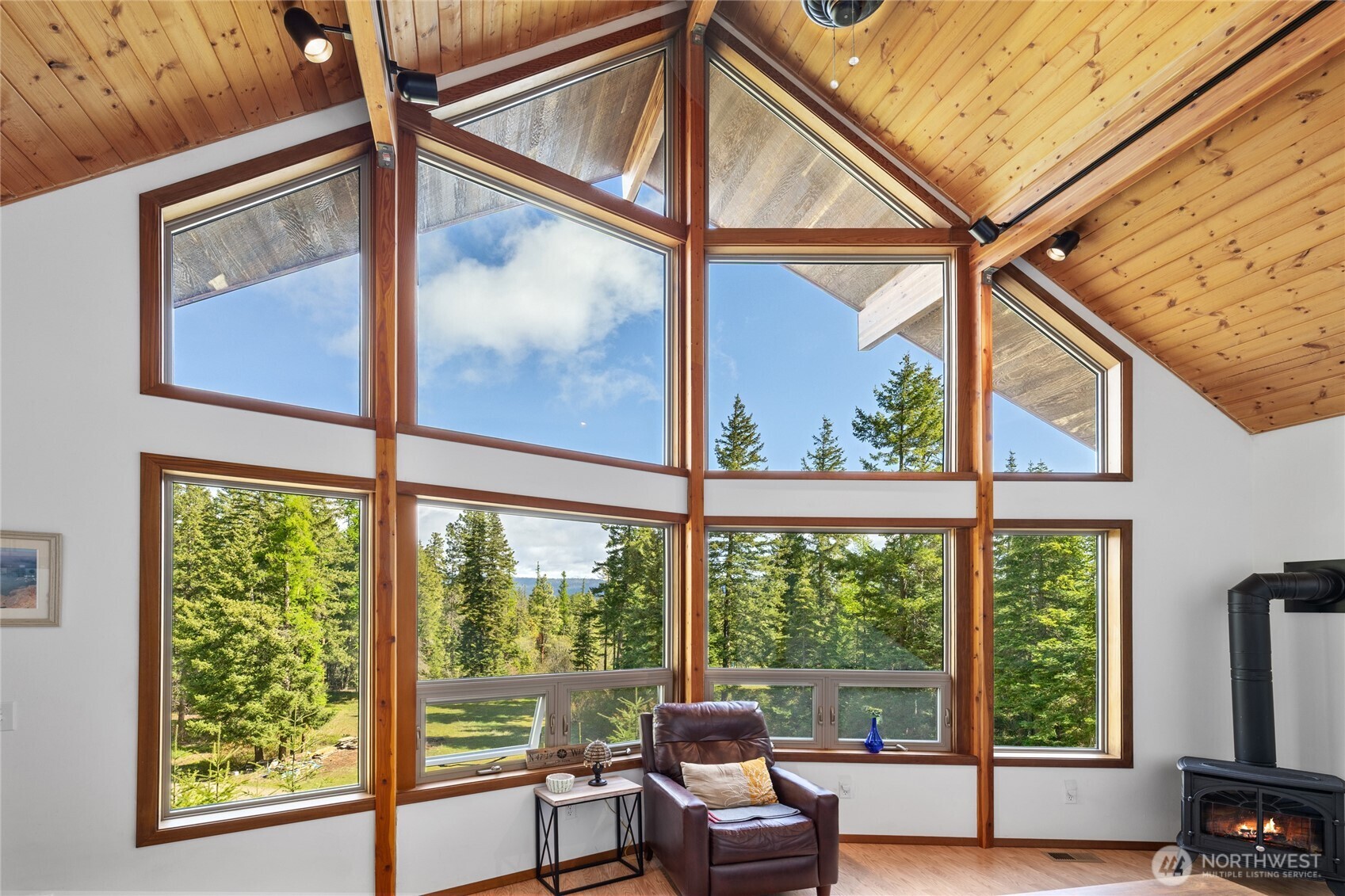 6166 Westside Road Cle Elum, WA 98922 - Photo 2 of 33