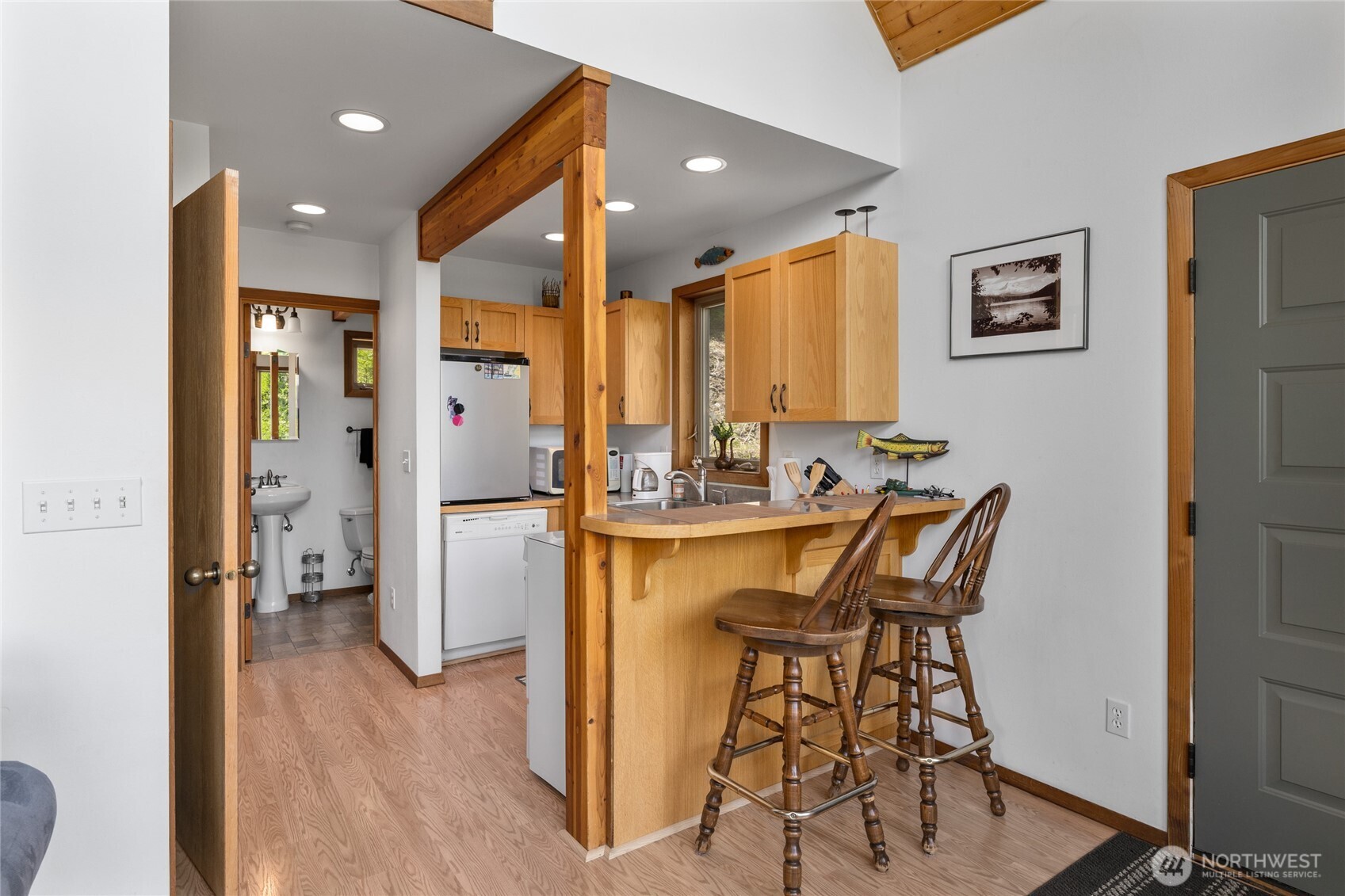 6166 Westside Road Cle Elum, WA 98922 - Photo 5 of 33