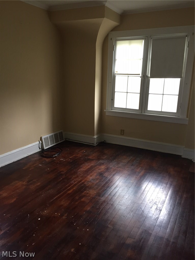 3596 Normandy Road Cleveland, OH 44120 - Photo 4 of 9