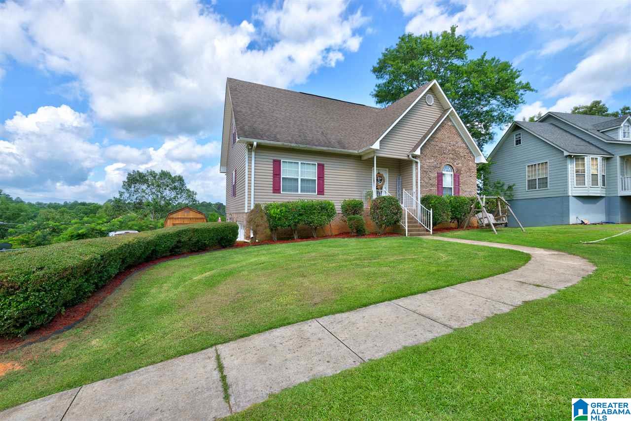 1104 Mountain Lake Road Warrior, AL 35180 - Photo 3 of 34