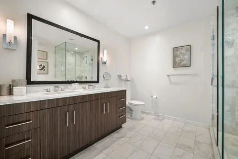 $2,250,000 | 580 Washington Street, Unit PH3, Boston, MA 02111